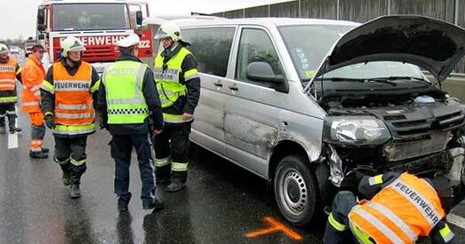 Мікрааўтобус з беларускімі біятланістамі трапіў у аварыю ў Аўстрыі. Некалькі спартсменаў атрымалі траўмы