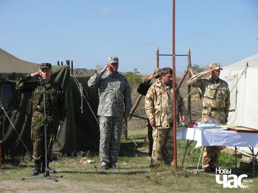 Гучыць гімн Украіны Гучыць гімн Украіны