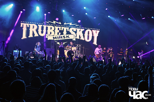 1/6 img_1698_logo.jpg