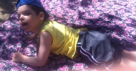 Бацькі 5-гадовага Эдзіка Базанава просяць пра дапамогу