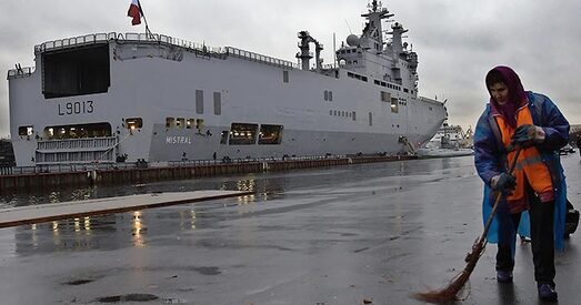 Парашэнка расчараваны, што Францыя паставіць «Містралі» Расіі: «Гэта пытанне каштоўнасцяў, а не грошай»