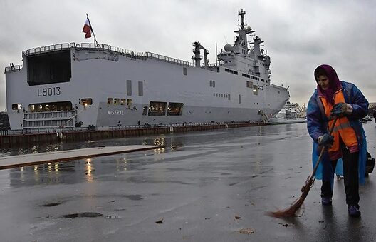 mistral.jpg mistral.jpg
