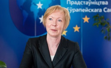mora_4_245.jpg mora_4_245.jpg