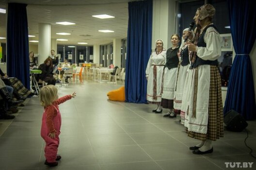 mova_tut_20141218_phsl_bas_027.jpg mova_tut_20141218_phsl_bas_027.jpg