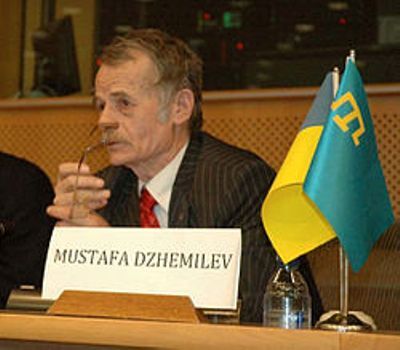 mustafa_dzamilieu1.jpg mustafa_dzamilieu1.jpg