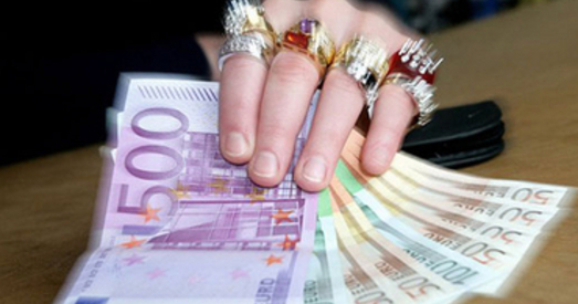 Падатковай інспекцыі не даюць спакою тыя, «што жывуць не па сродках»