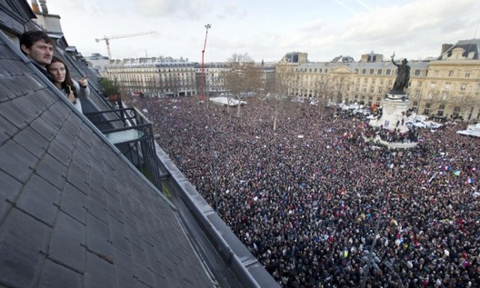 paris_march.jpg paris_march.jpg