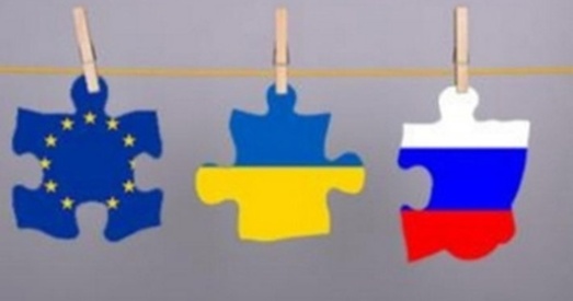 Ва Украіне пагражаюць імпічментам Януковічу за «тайныя перамовы» з Пуціным