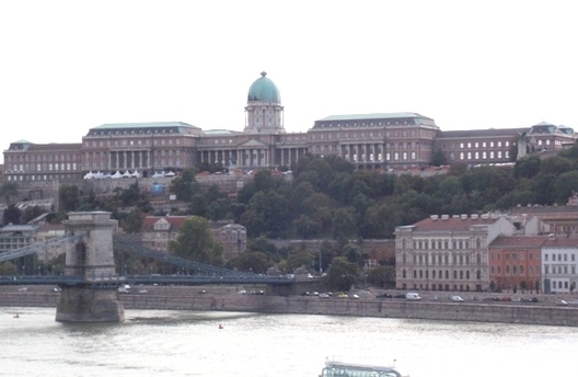 vid_na_prezidenckuju_rezidencyju_z_balkona_ministerstva_justycyi_logo.jpg vid_na_prezidenckuju_rezidencyju_z_balkona_ministerstva_justycyi_logo.jpg