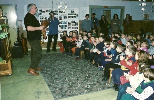 10_vistuplenne_u_adnoj_sa_shkol_bosn_1999g_.jpg 10_vistuplenne_u_adnoj_sa_shkol_bosn_1999g_.jpg