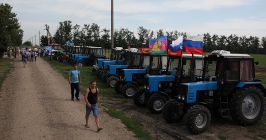 Кубанскія фермеры пачалі трактарны марш на Маскву