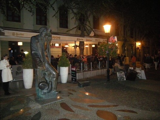 4_3_andersen_i_kafe.jpg 4_3_andersen_i_kafe.jpg