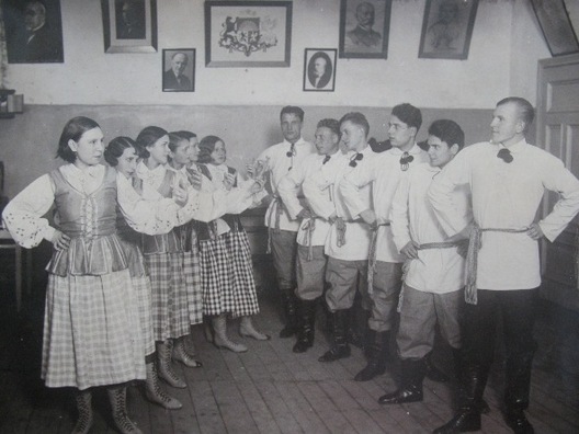 4_belarusi_m_zhvaennaj_latv_drukuecca_pershinju_.jpg 4_belarusi_m_zhvaennaj_latv_drukuecca_pershinju_.jpg
