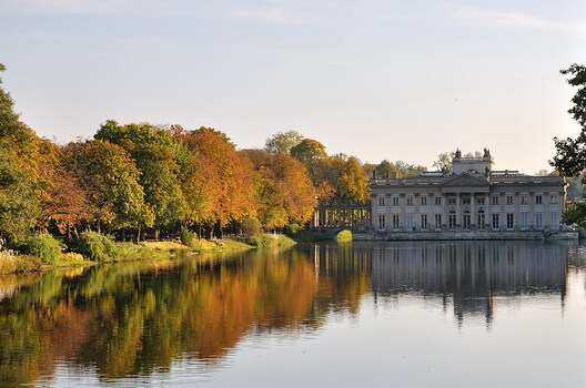 Варшава. Лазенкі. Фота kolllak.livejournal.com Варшава. Лазенкі. Фота kolllak.livejournal.com