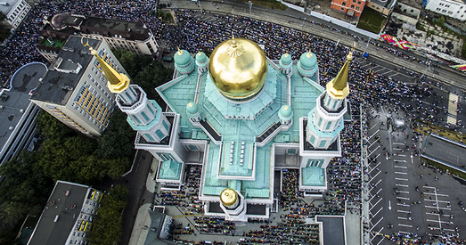 У Маскве больш за 200 тысяч вернікаў святкавалі Ураза-байрам (фота)