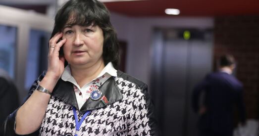 Дэпутатка Алена Анісім прапануе рыхтаваць законапраекты на дзвюх мовах — беларускай і рускай