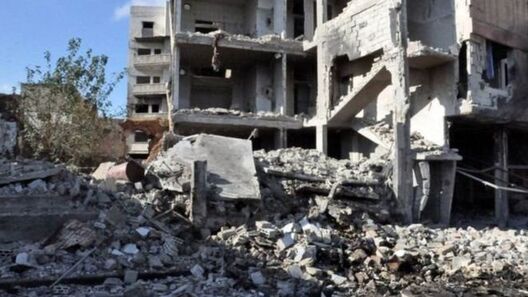 У горадзе Хомс выбухам разбураныя некалькі дамоў. Фота AFP У горадзе Хомс выбухам разбураныя некалькі дамоў. Фота AFP