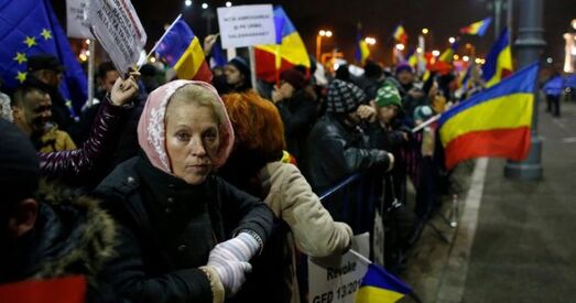 Румынскія ўлады адмяняюць указ аб карупцыянерах пасля пратэстаў