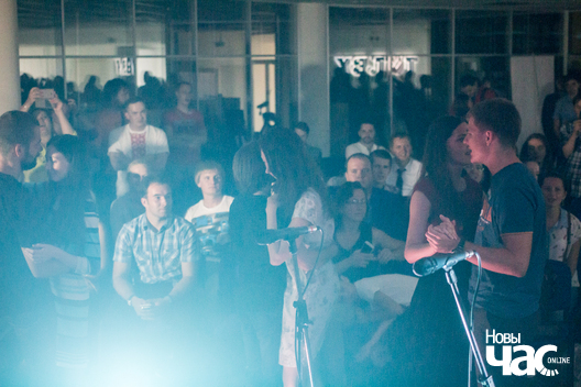 37/39 aposzni_kancert_zaspjavaj_3.0__pavel_aksinovicz__36___na_bis_muzyku_paprasili_syhrac_absent_i_jon_prapanau_patanczyc_logo.jpg