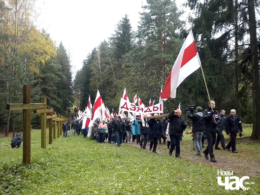 8/10 cam02897_logo.jpg