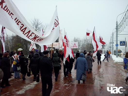 8/12 cam03015_logo.jpg