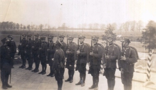 Часткі войска польскага на мяжы з БССР, сярэдзіна 1920-х г. Часткі войска польскага на мяжы з БССР, сярэдзіна 1920-х г.