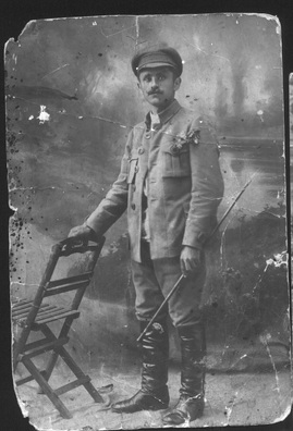 Дзед — Аркадзь Паўлавіч Баркоўскі, здымак 1910-х гадоў Дзед — Аркадзь Паўлавіч Баркоўскі, здымак 1910-х гадоў
