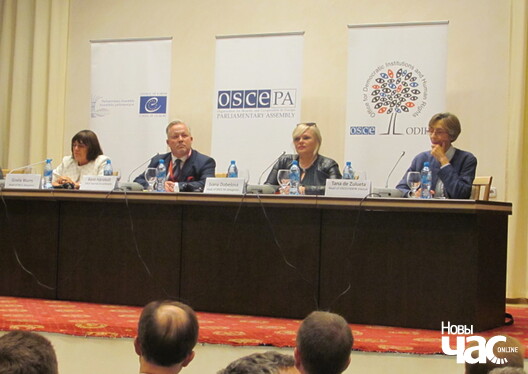 Кіраўнікі еўрапейскіх місій назірання расчараваліся ў беларускім "прагрэсе" Кіраўнікі еўрапейскіх місій назірання расчараваліся ў беларускім "прагрэсе"