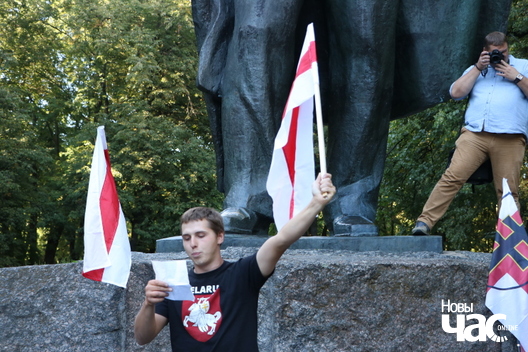 8/41 img_2056_2_logo.jpg