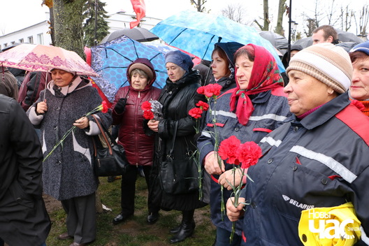 1/12 img_5367_logo.jpg