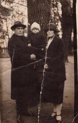 kastus_k_sli_z_zhonkaj_kacjarinaj_dachkoj_gal_naj_u_slon_me_kanec_1920_h_gado_.jpeg kastus_k_sli_z_zhonkaj_kacjarinaj_dachkoj_gal_naj_u_slon_me_kanec_1920_h_gado_.jpeg