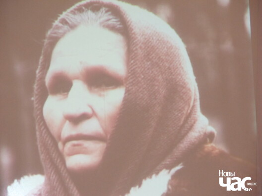 Вольга Бароўская (у дзявоцтве Мацкевіч) — кадр з дакументальна-публіцыстычнай стужкі Міхася Жданоўскага “Дарога на Курапаты” Вольга Бароўская (у дзявоцтве Мацкевіч) — кадр з дакументальна-публіцыстычнай стужкі Міхася Жданоўскага “Дарога на Курапаты”