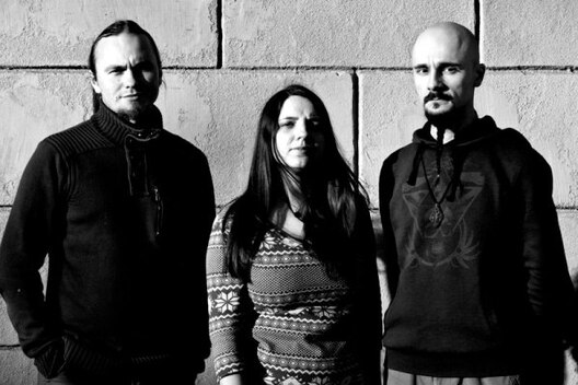 like_a_gossamer_band_photo_2013_web.jpg like_a_gossamer_band_photo_2013_web.jpg