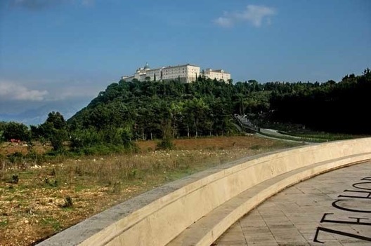 Манастыр у Монтэ-Касіна сёння Манастыр у Монтэ-Касіна сёння