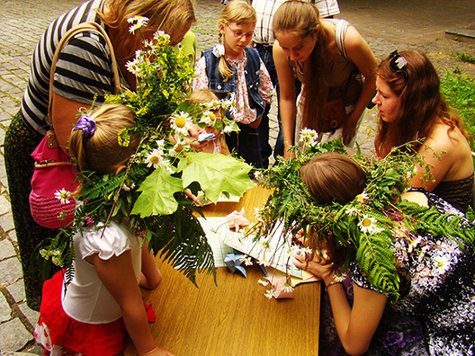 paparac_kvetka_sva_m_rukam_.jpg paparac_kvetka_sva_m_rukam_.jpg