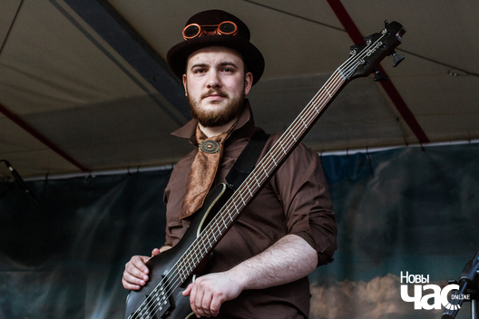 15/19 peszahodka_30_lipenja__pavel_aksinovicz___18__logo.jpg