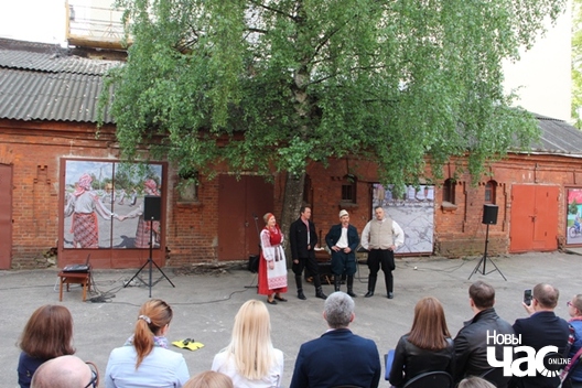 2/6 prezentacyja_rady__2__logo.jpg