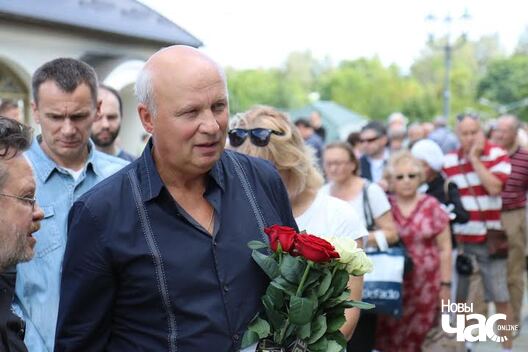 21/30 sharamet021_logo.jpg